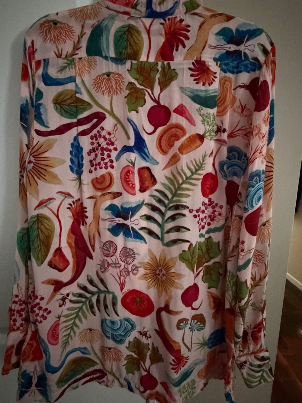 FARM Rio Multicolor Botanical Silk Button-Up - Picture 5 of 5